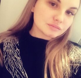Оля