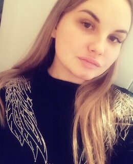 Оля